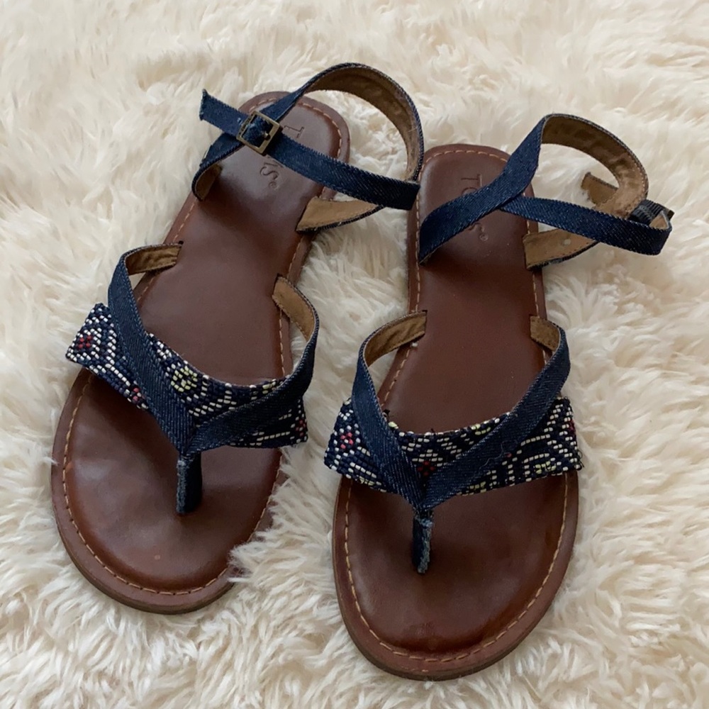 Tom’s denim sandals